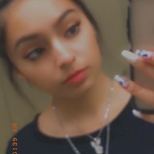 Meet your Posher, Meli